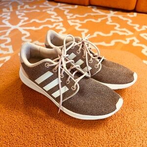 Adidas Cloudfoam QT Racer sneakers blush/white size 8